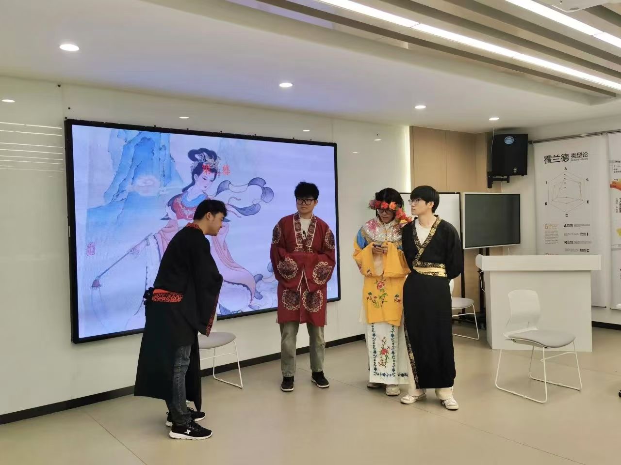 暂无图片