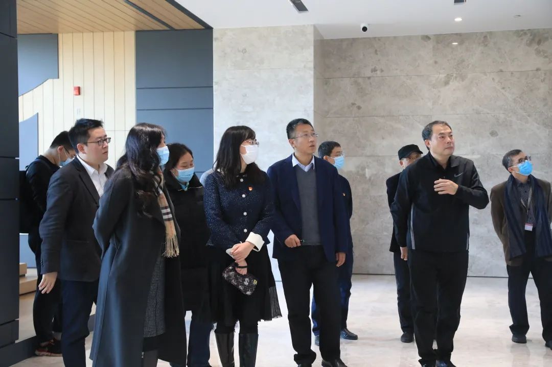 暂无图片