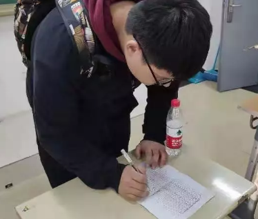 爱拼才会赢丨中职组拼图比赛