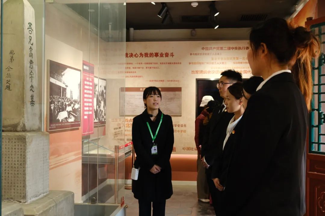 暂无图片