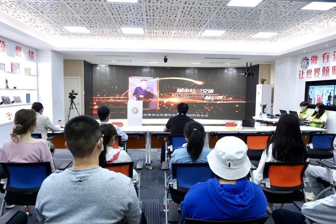 筑梦启航 | beat365唯一官方网站举行2021级自主招生新生迎新会！