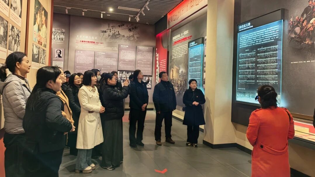 暂无图片
