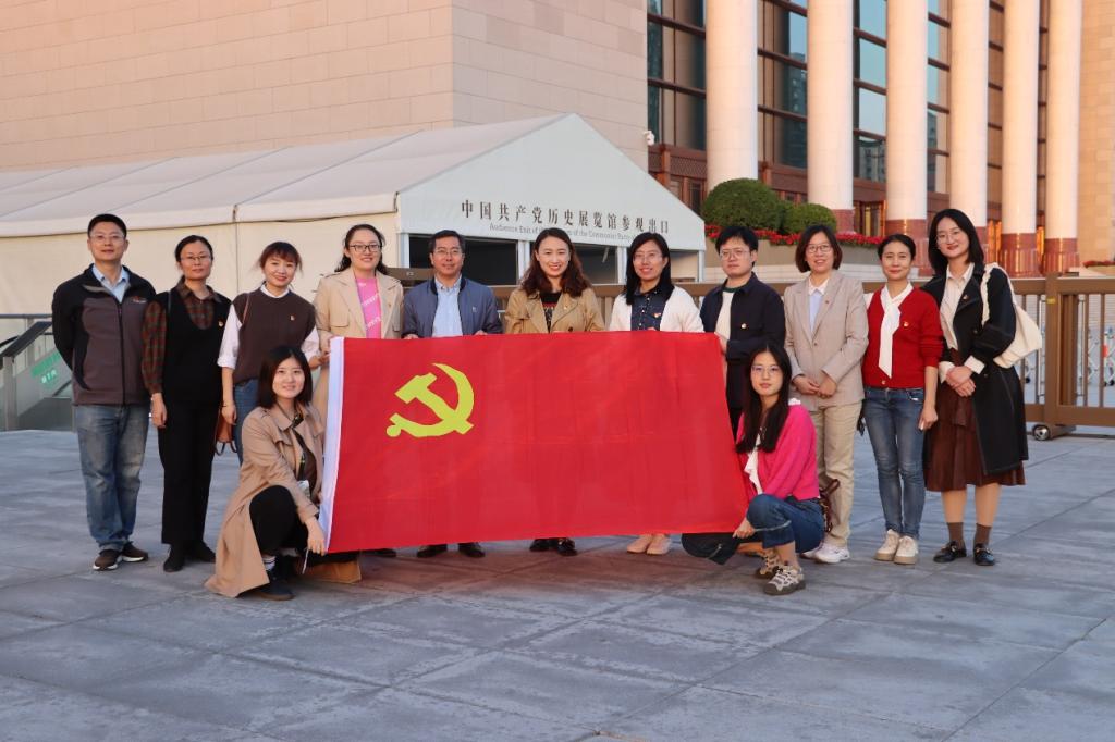 暂无图片