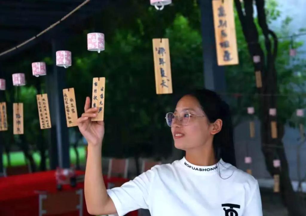暂无图片