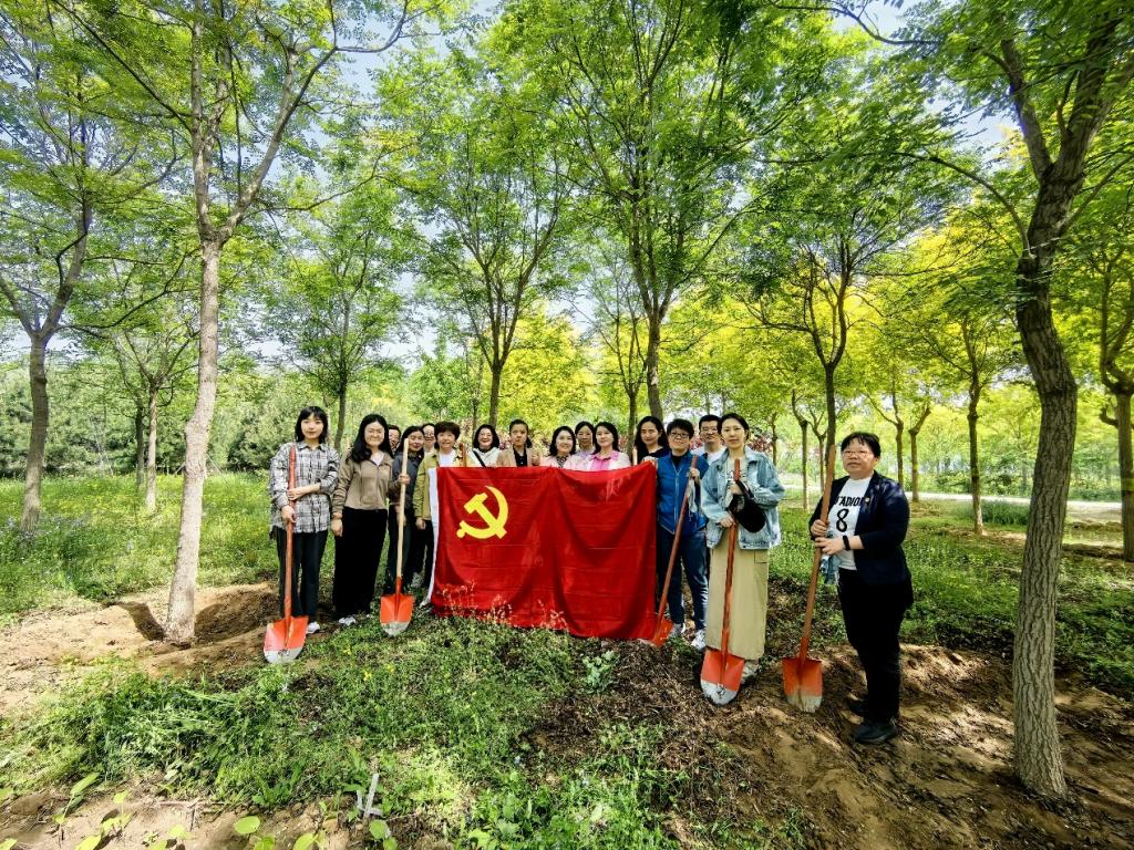 4563F
